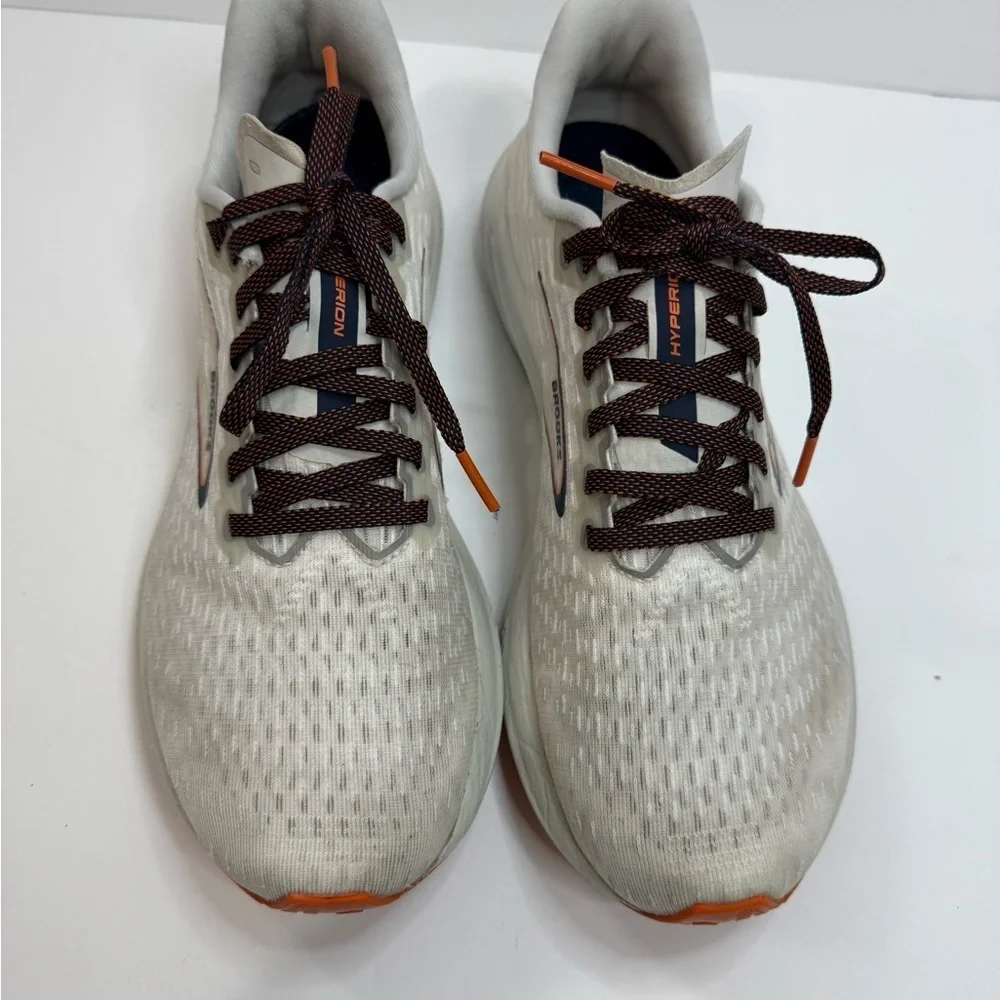 Brooks stylish athletic