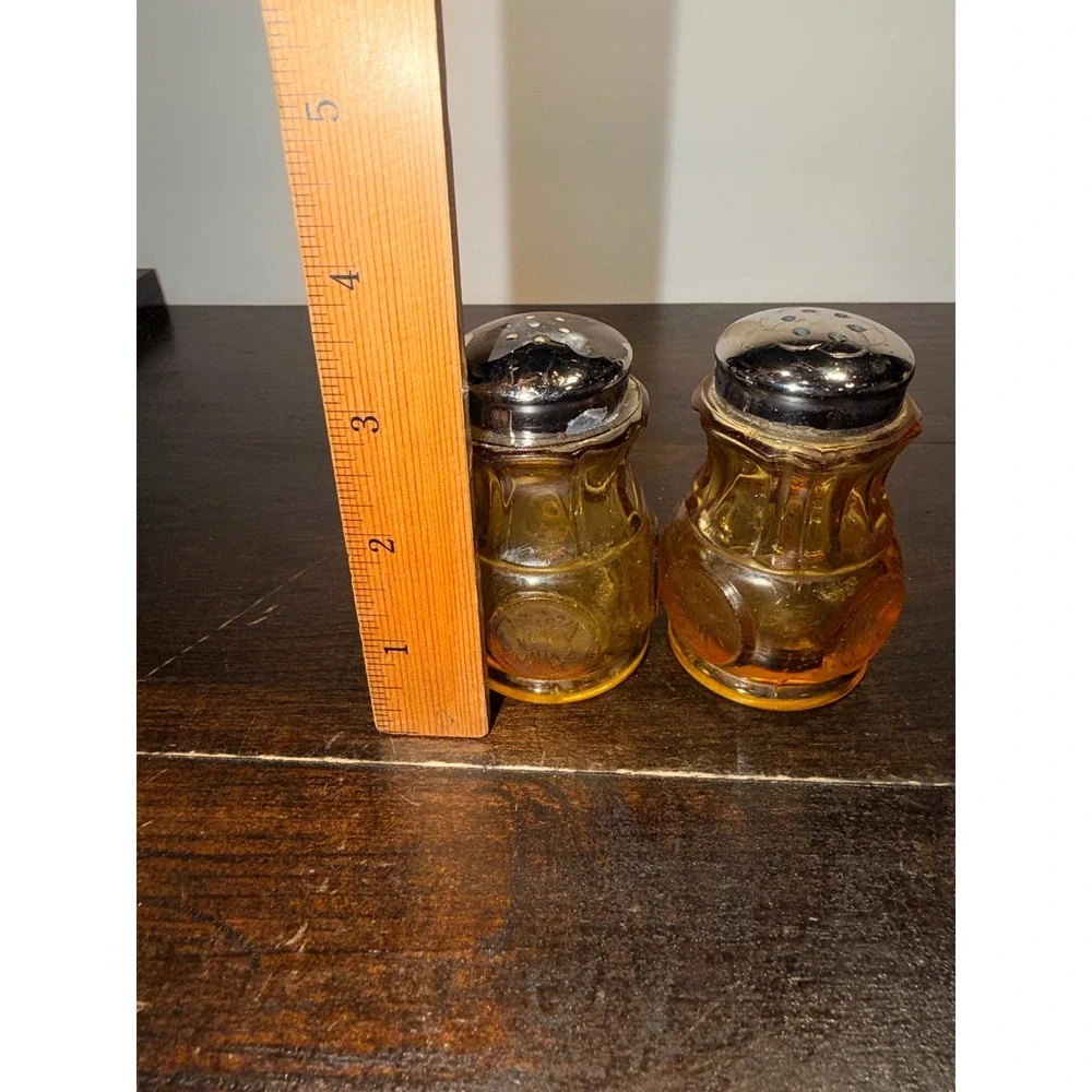 N/A pair amber