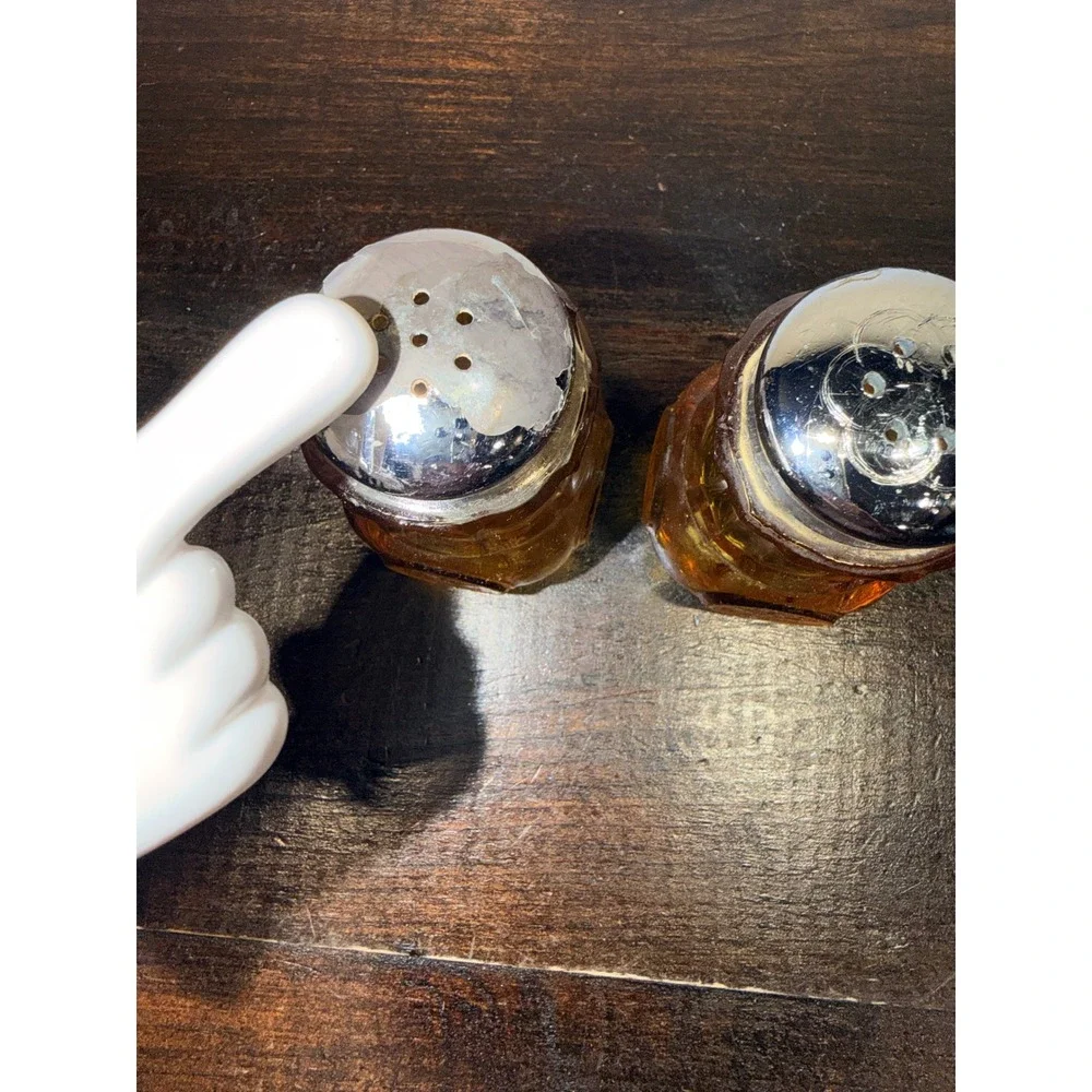 N/A pair amber