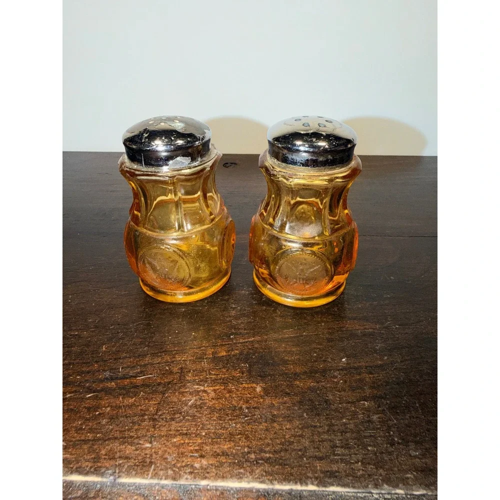 N/A pair amber