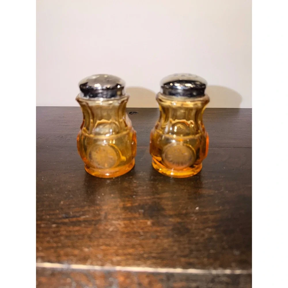 N/A pair amber