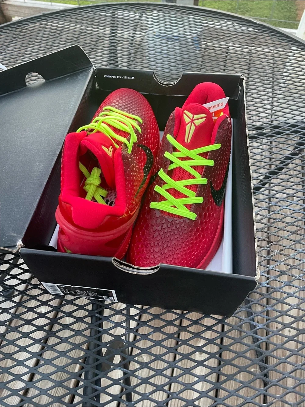 Nike these kobe