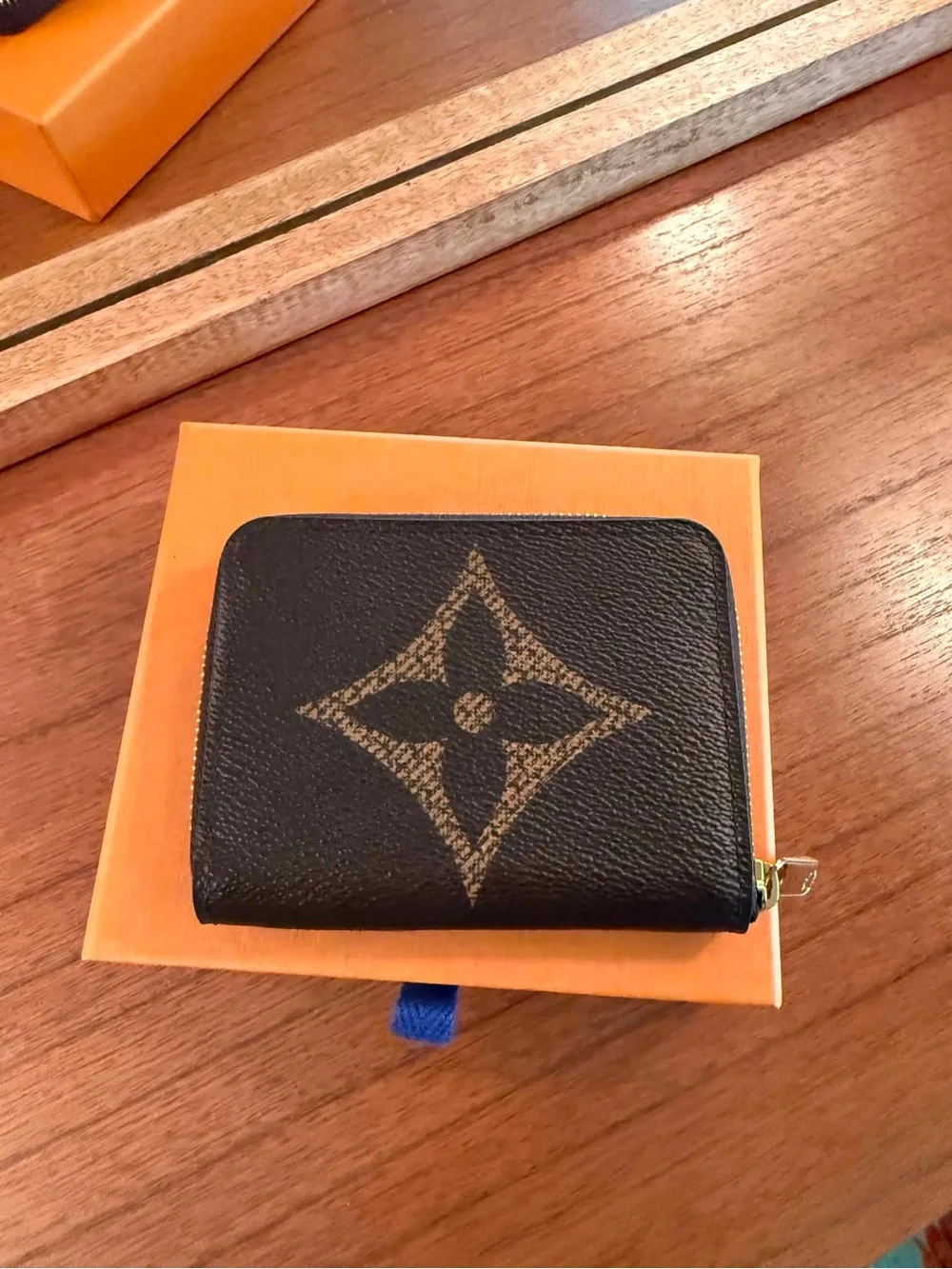 N/A louis vuitton