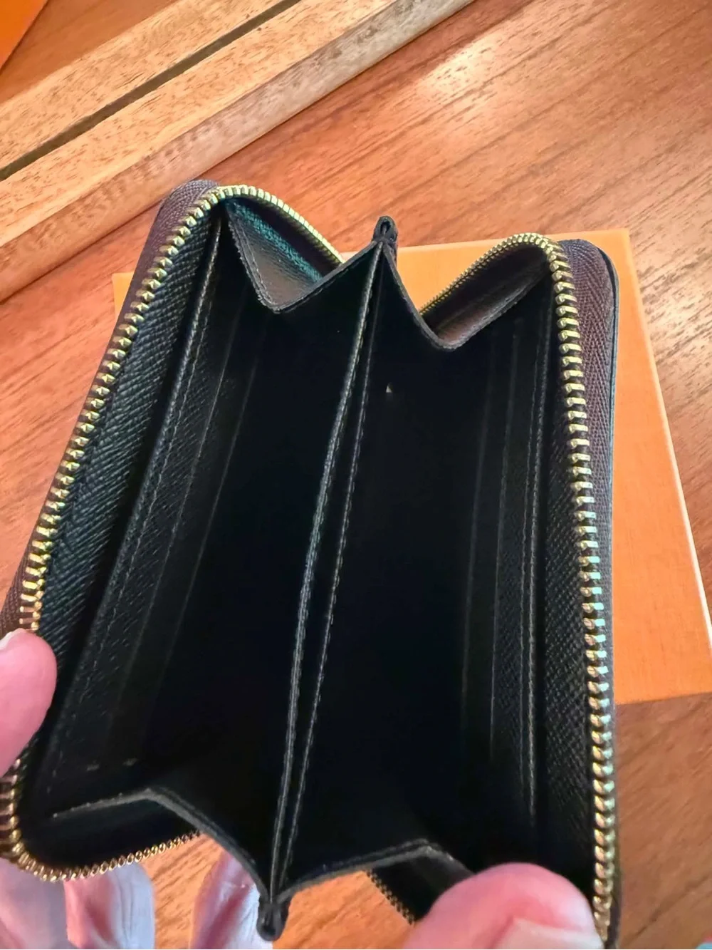 N/A louis vuitton