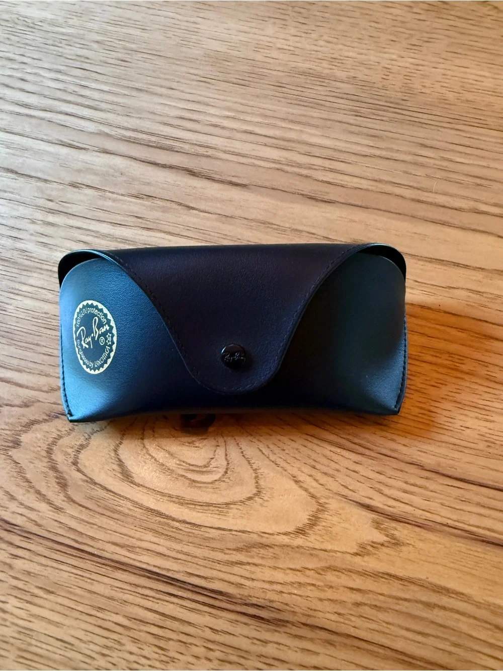 Ray Ban Universal Black Medium Soft Case for Sunglasses & Eyeglasses