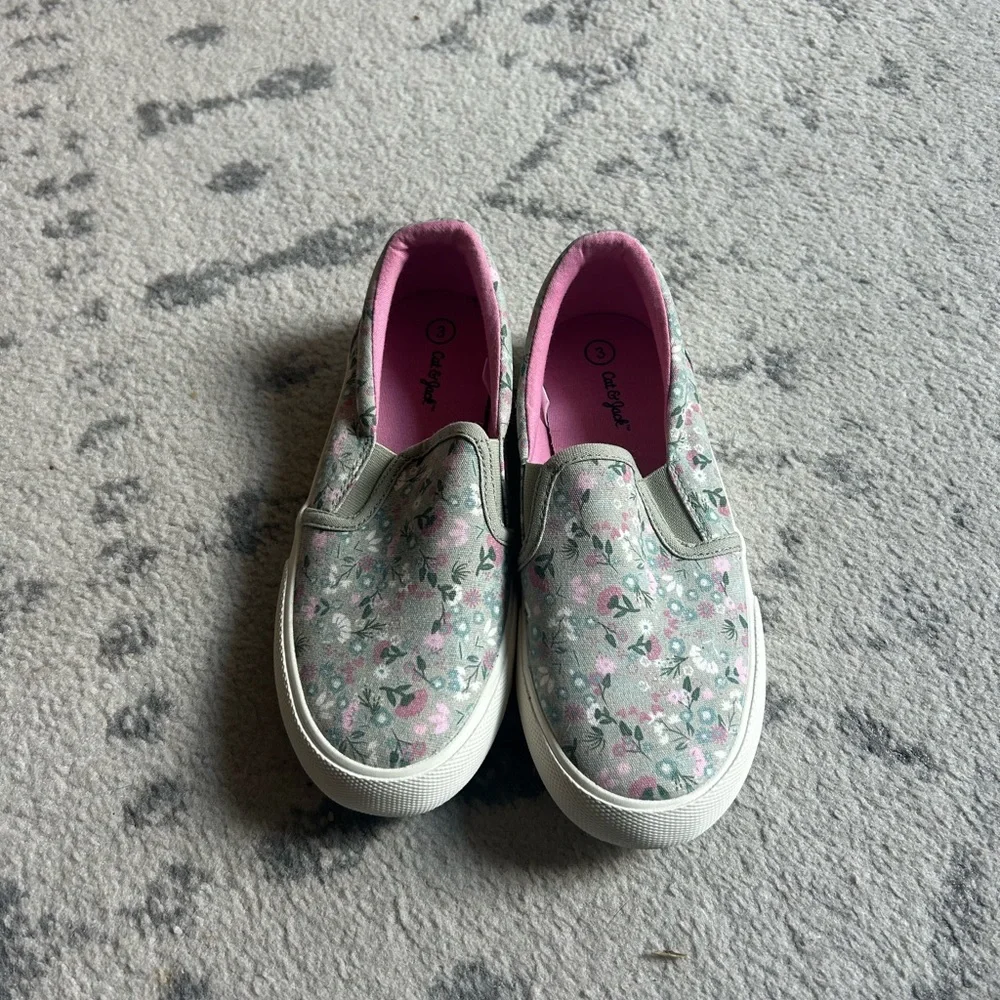 Girls Floral Print Slip-On Sneakers -  size 3