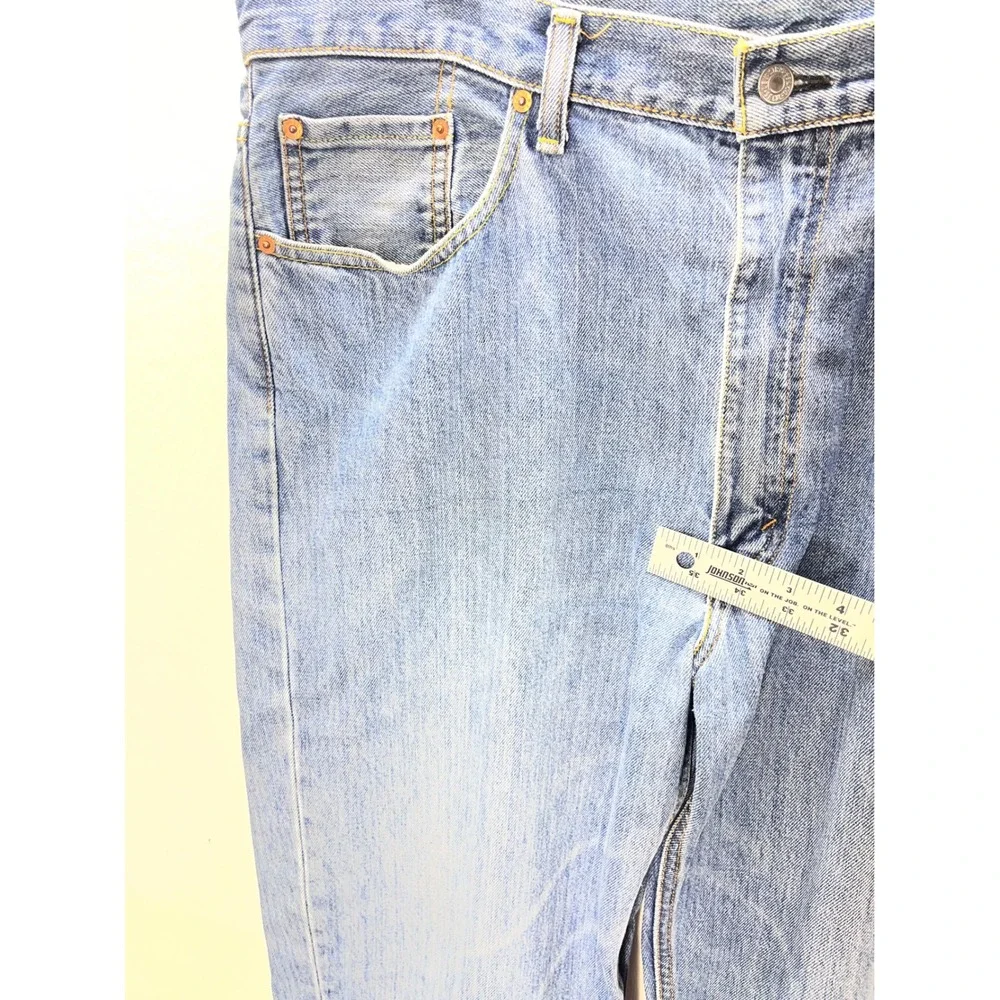 Levis levi 550