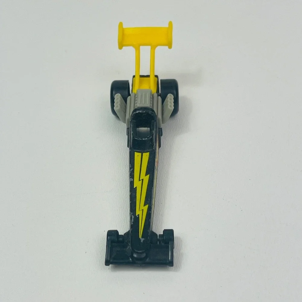 Hot Wheels please see