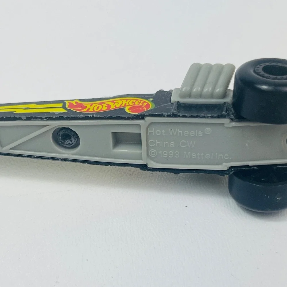 Hot Wheels please see