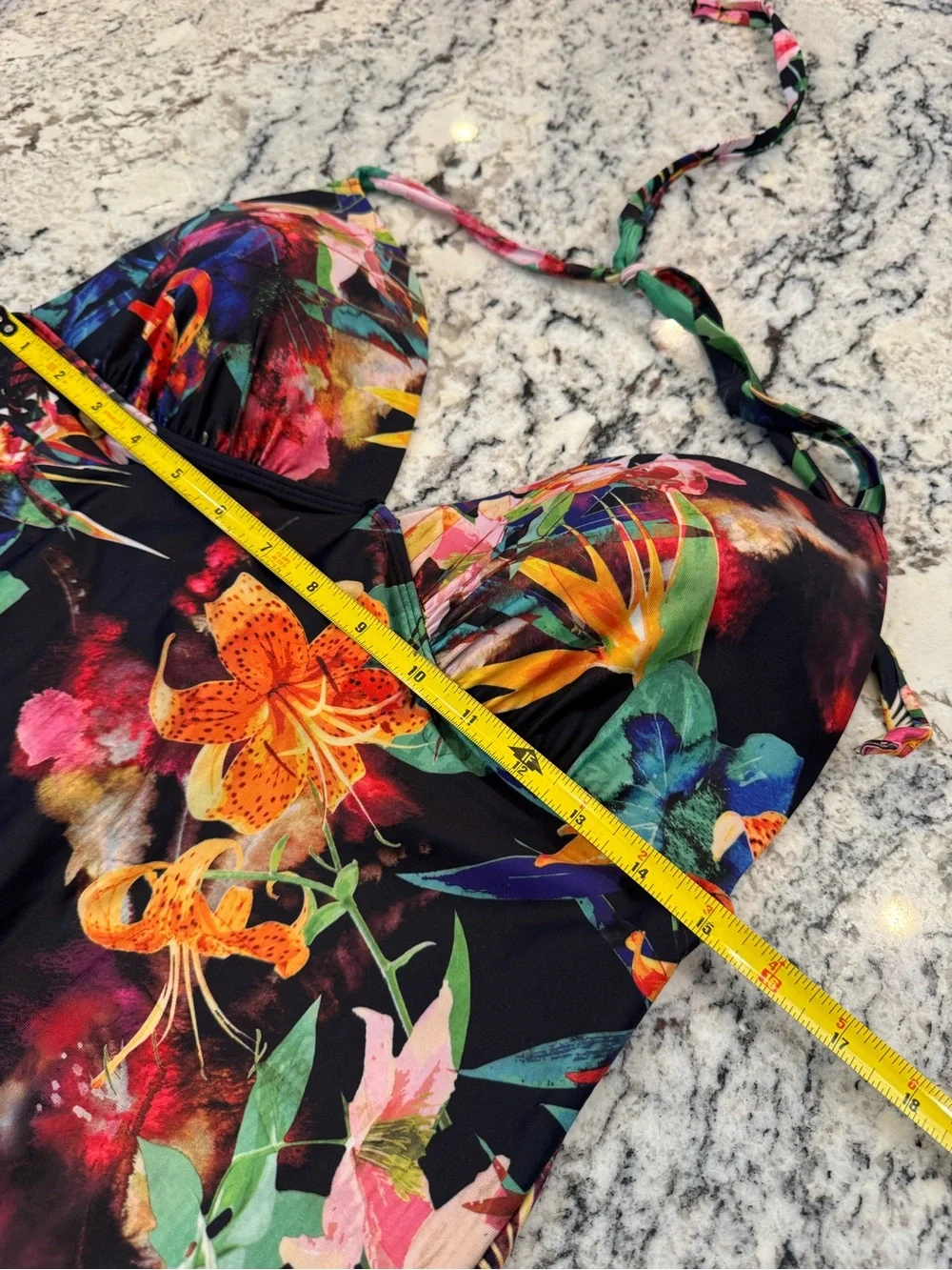 Old Navy escape paradise