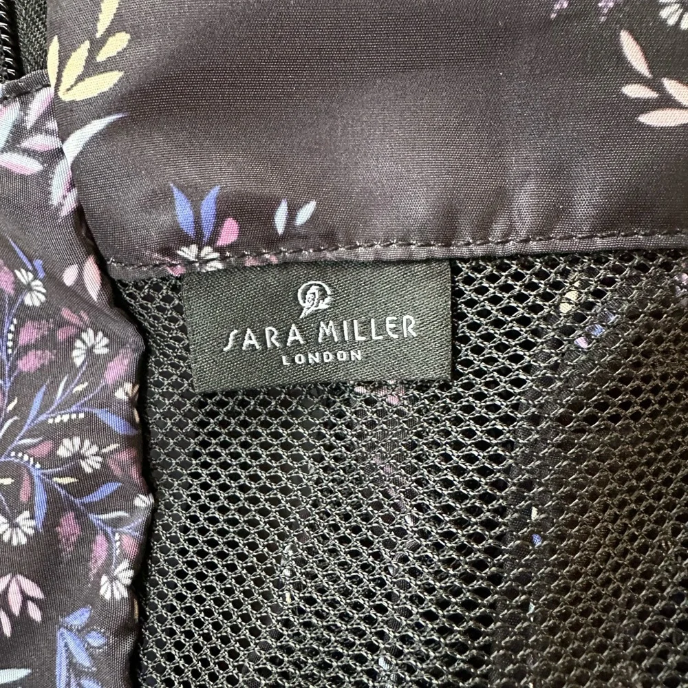 NWOT Sara Miller London Packing Cube 4 Piece Set - Black Botanic Pattern