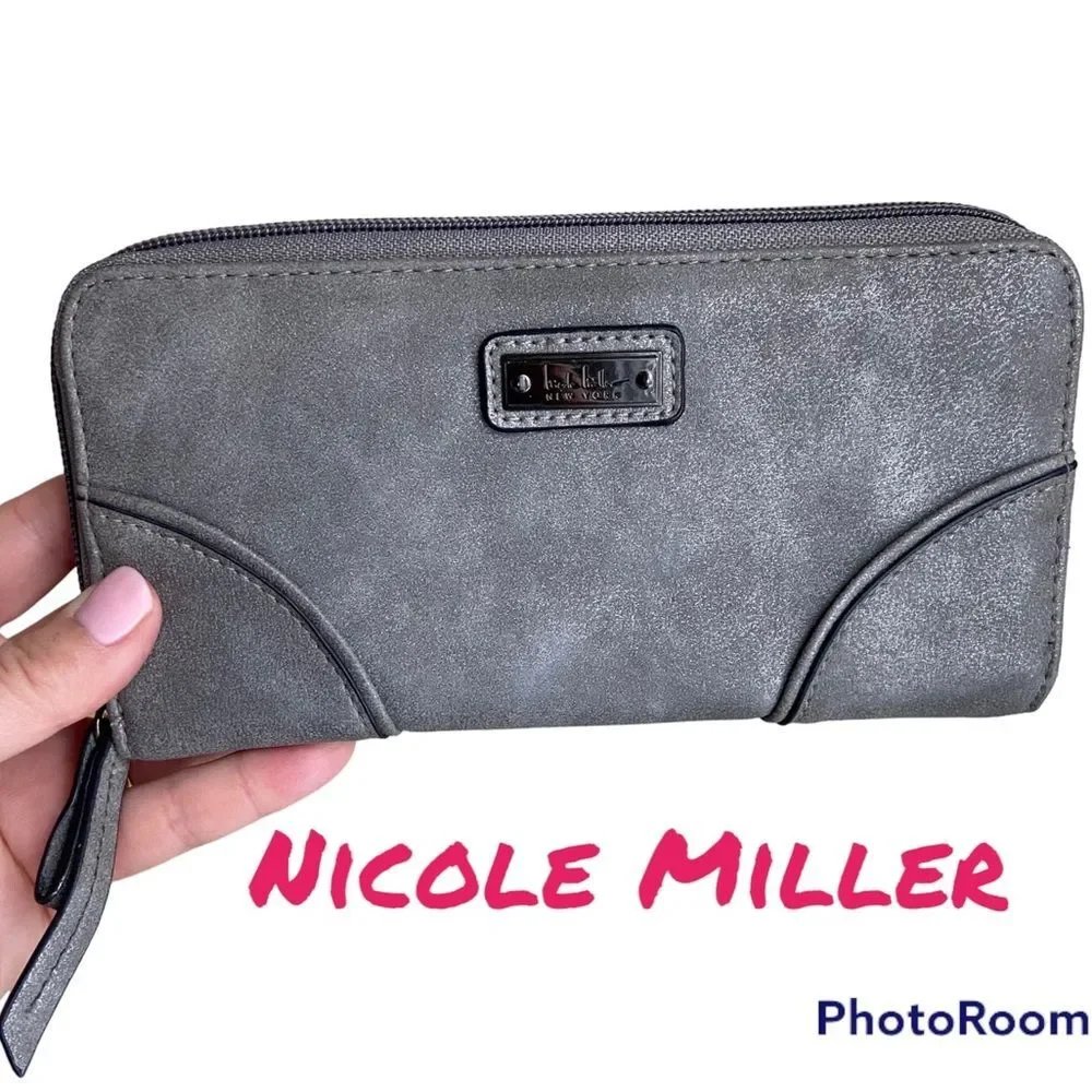 Nicole Miller Zip Around Wallet Grey