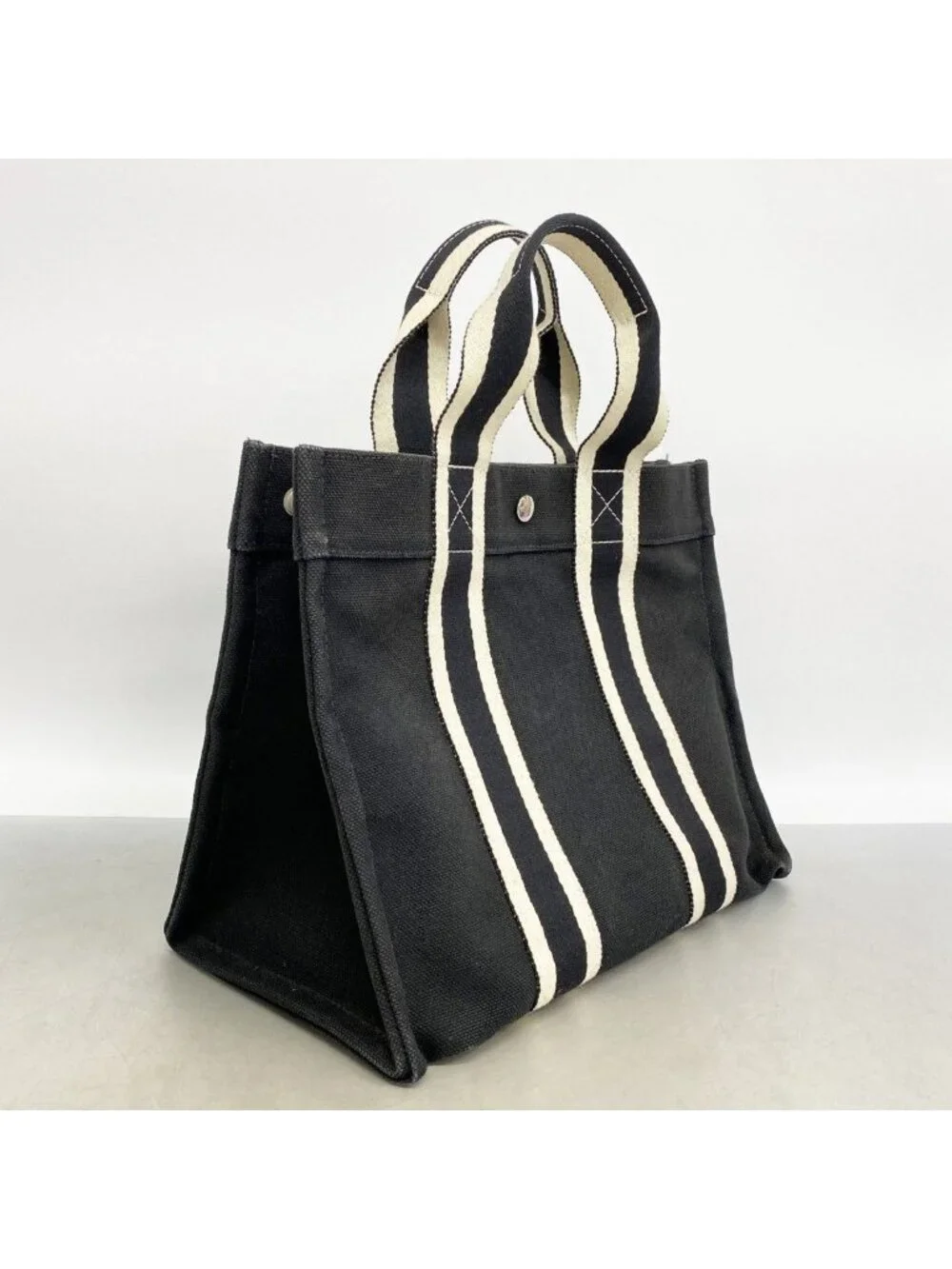 Hermes not gender check