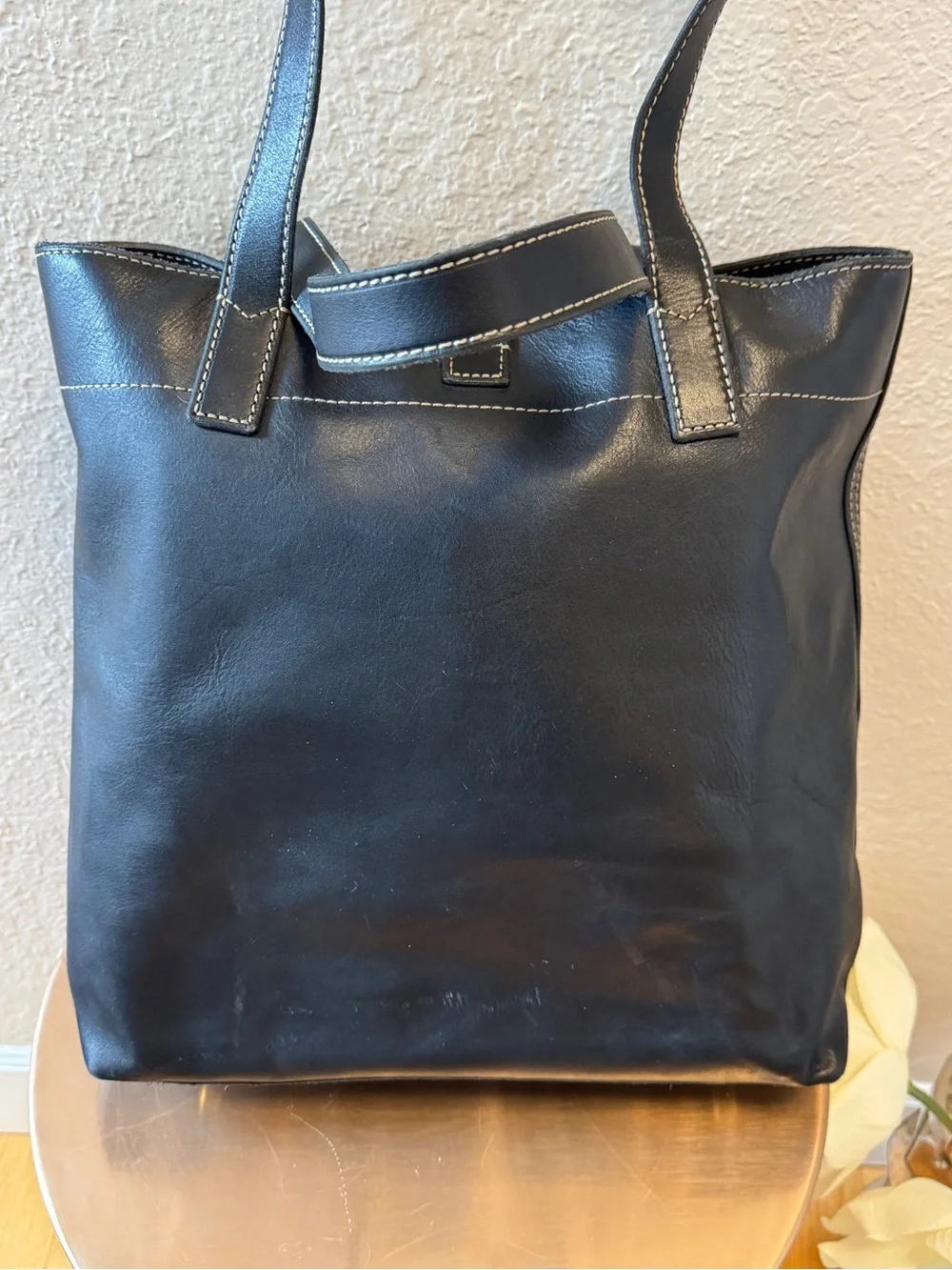 Fossil sleek black