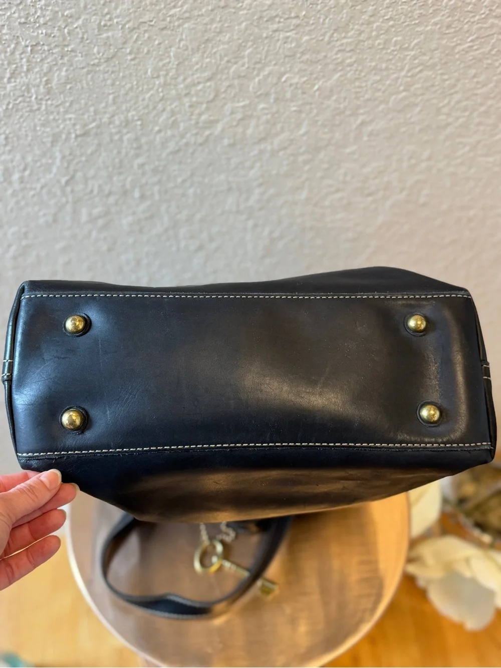 Fossil sleek black