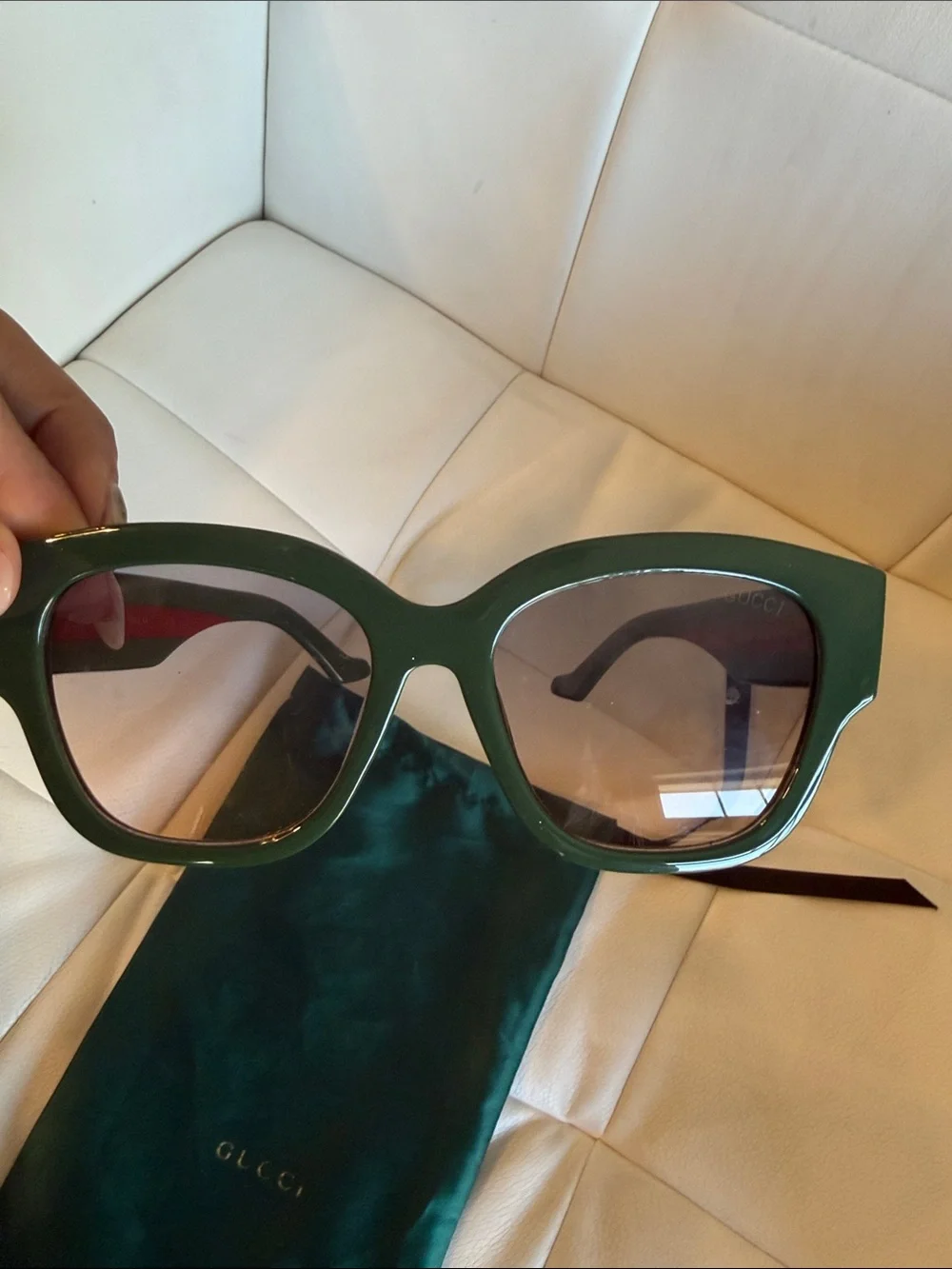 Gucci bold cat