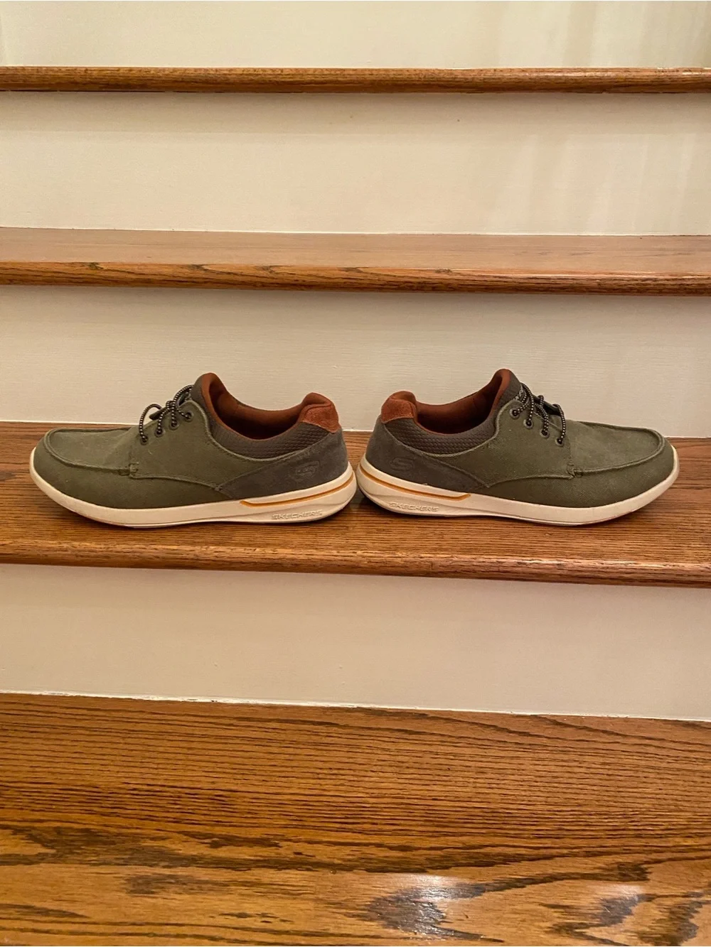 Skechers men’s size