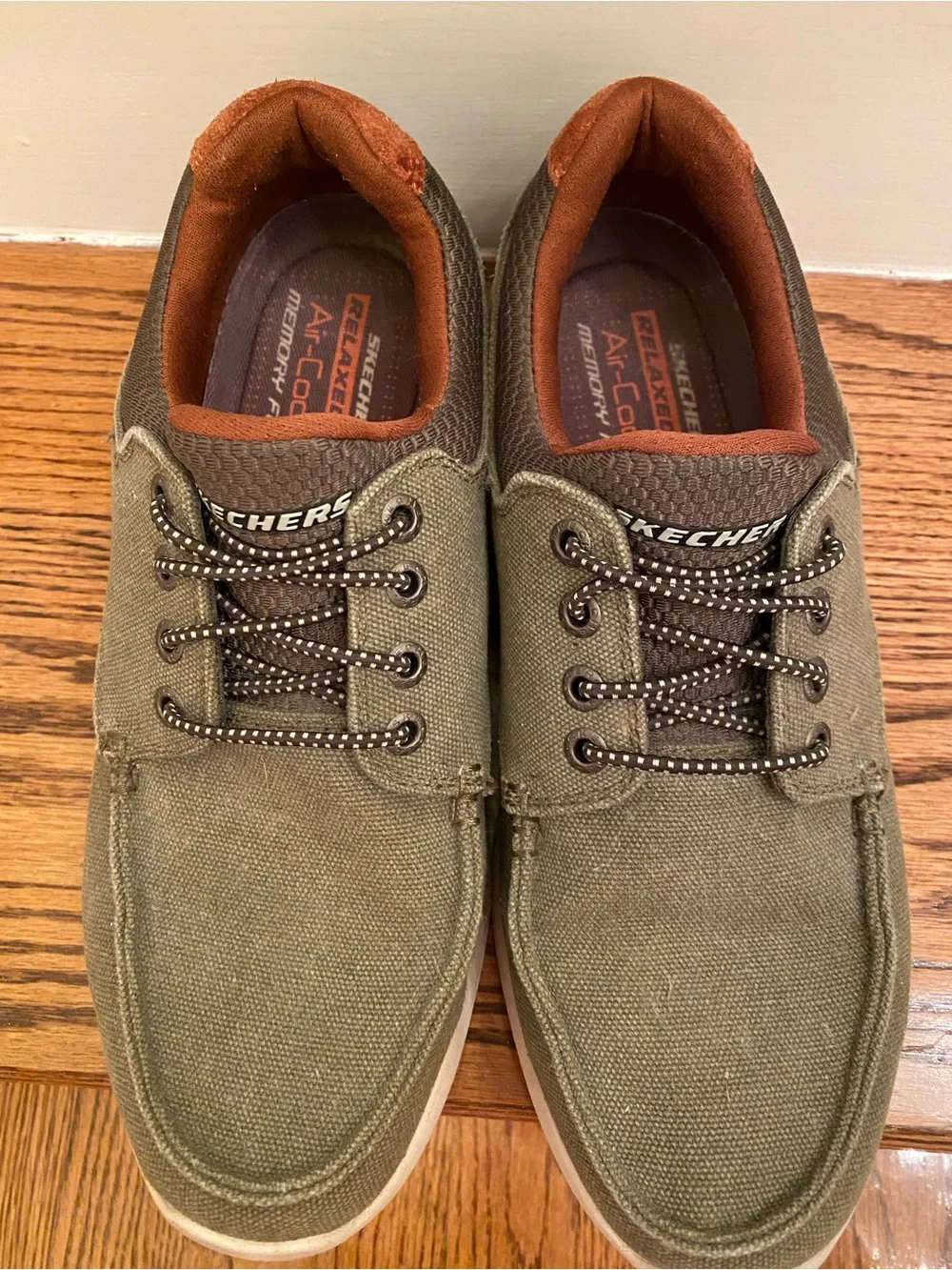Skechers men’s size