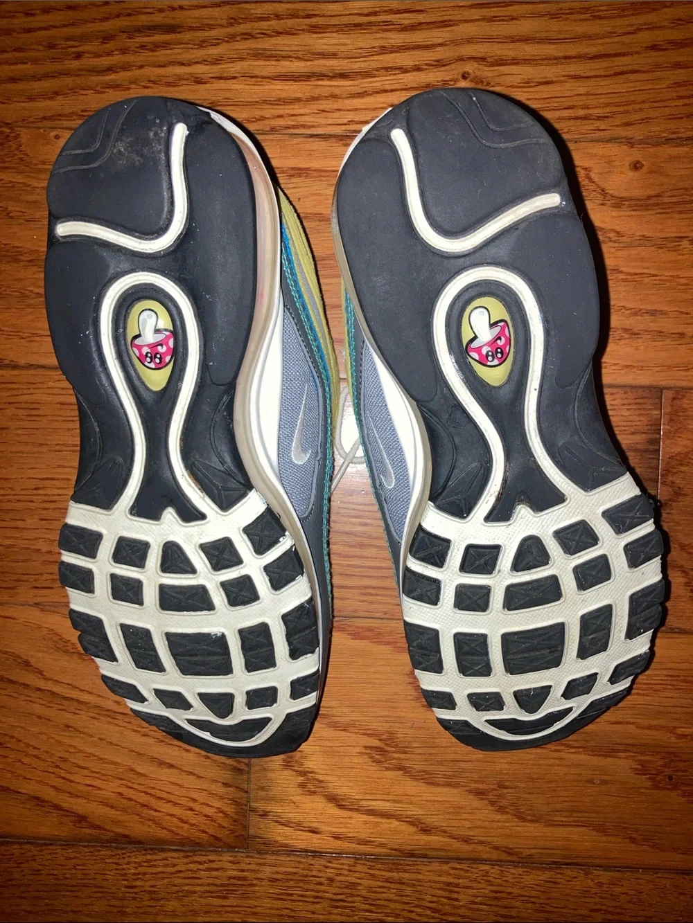 Nike youth athletic