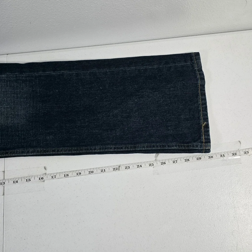 Levis levis 527