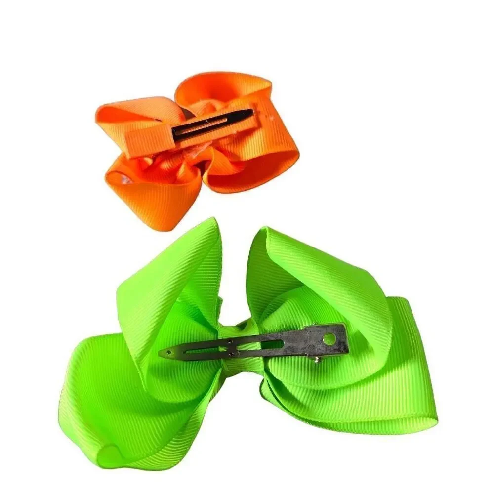 2 polka-dot bows, 5