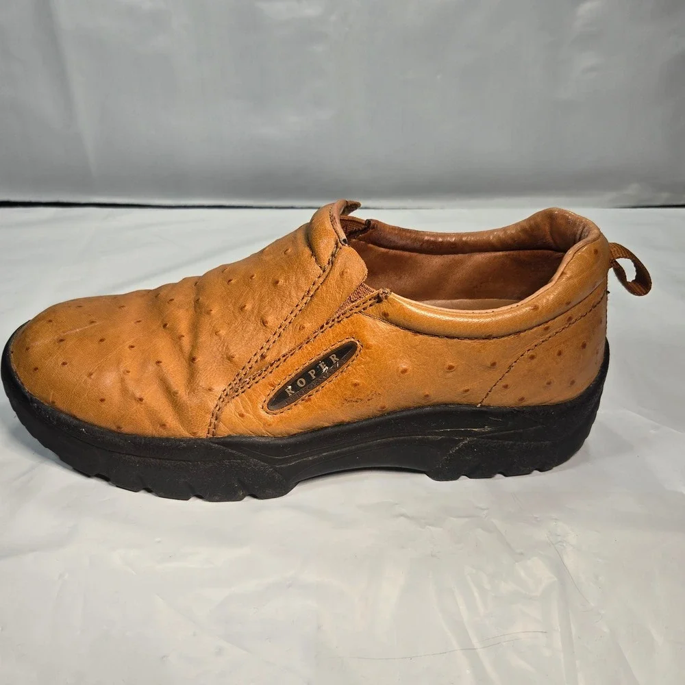 Roper left shoe
