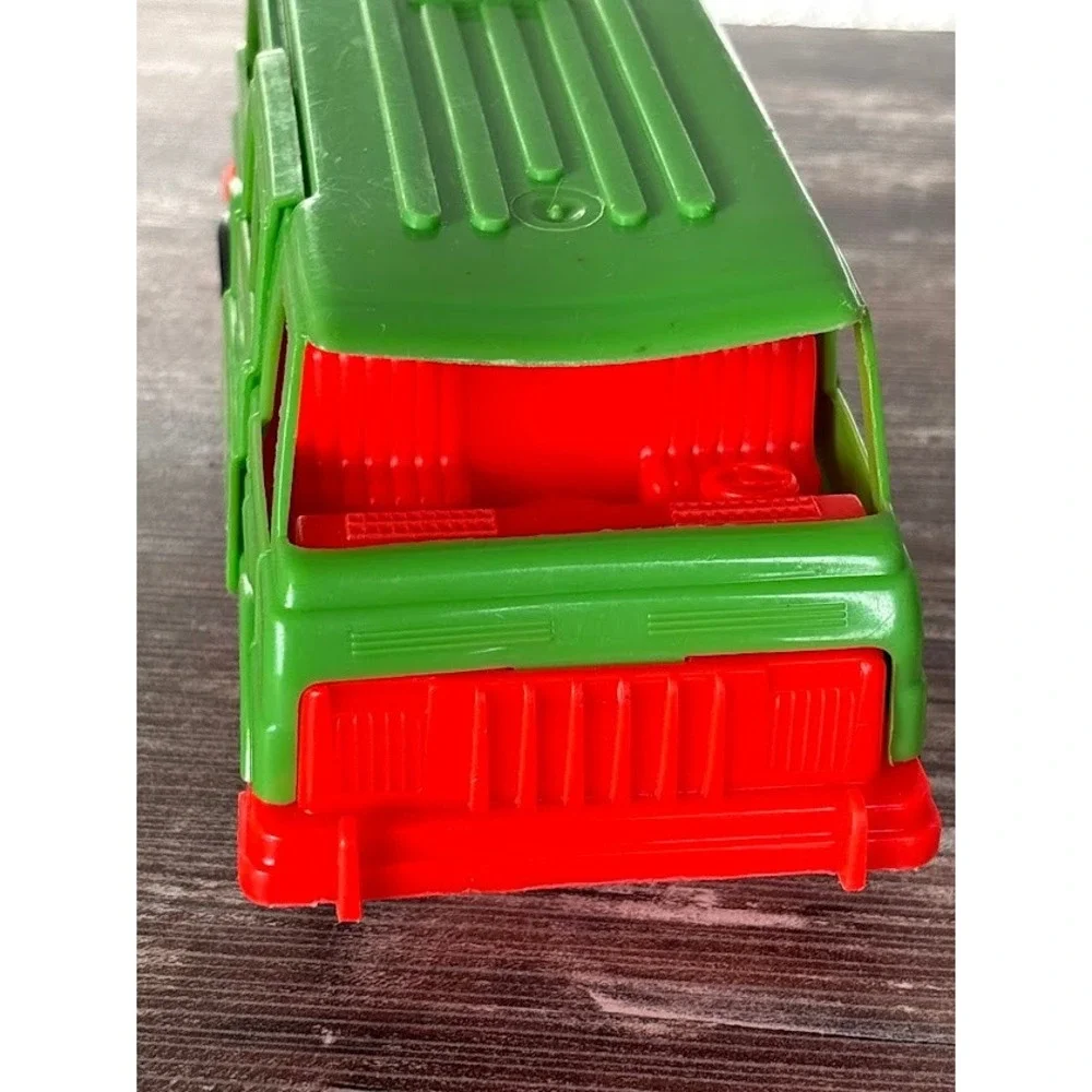 N/A vibrant green