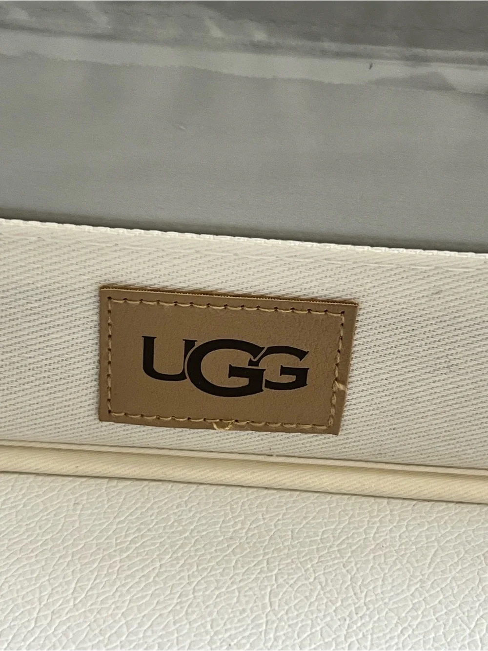 UGG 100% egyptian