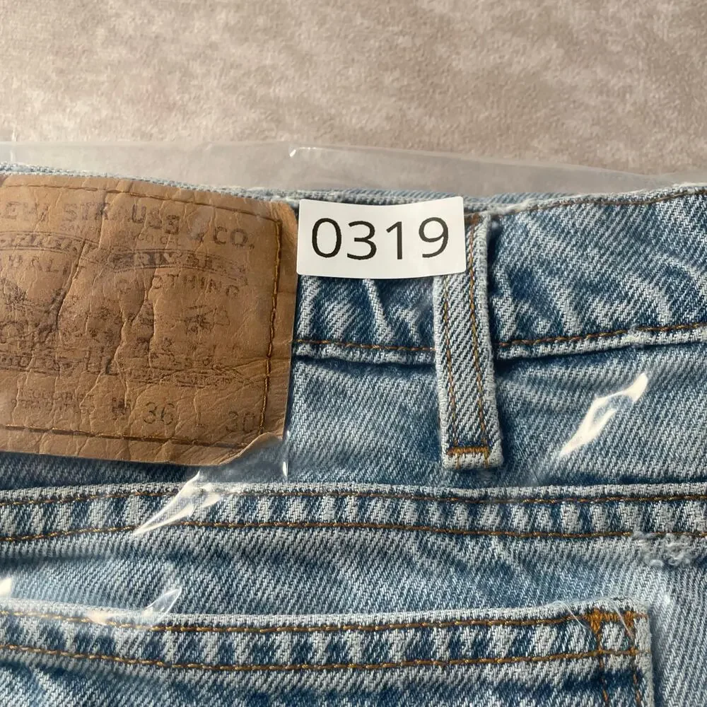 Levis 90s levi’s