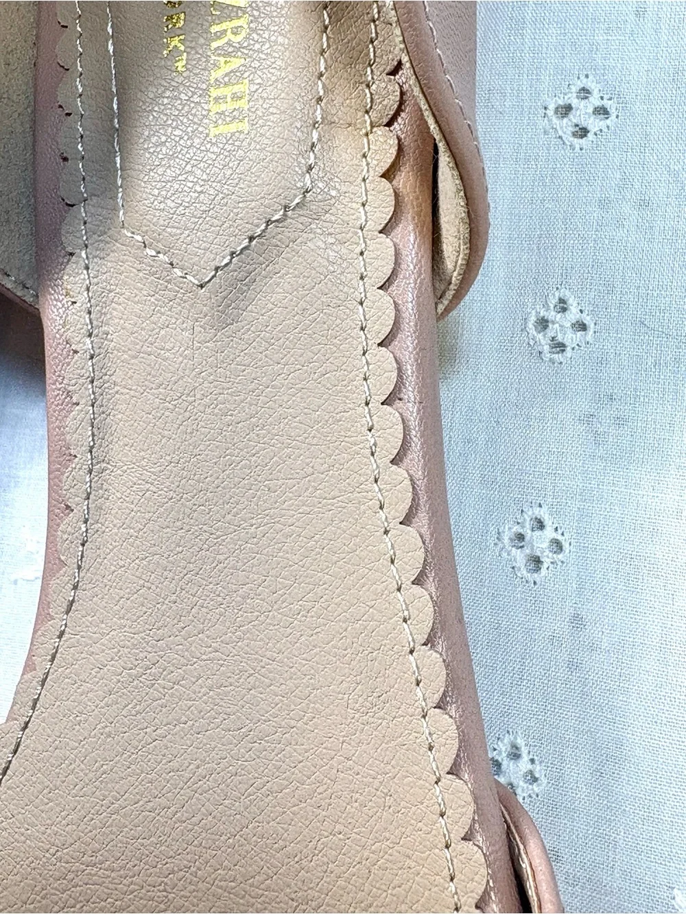 Isaac Mizrahi New York stylish flats
