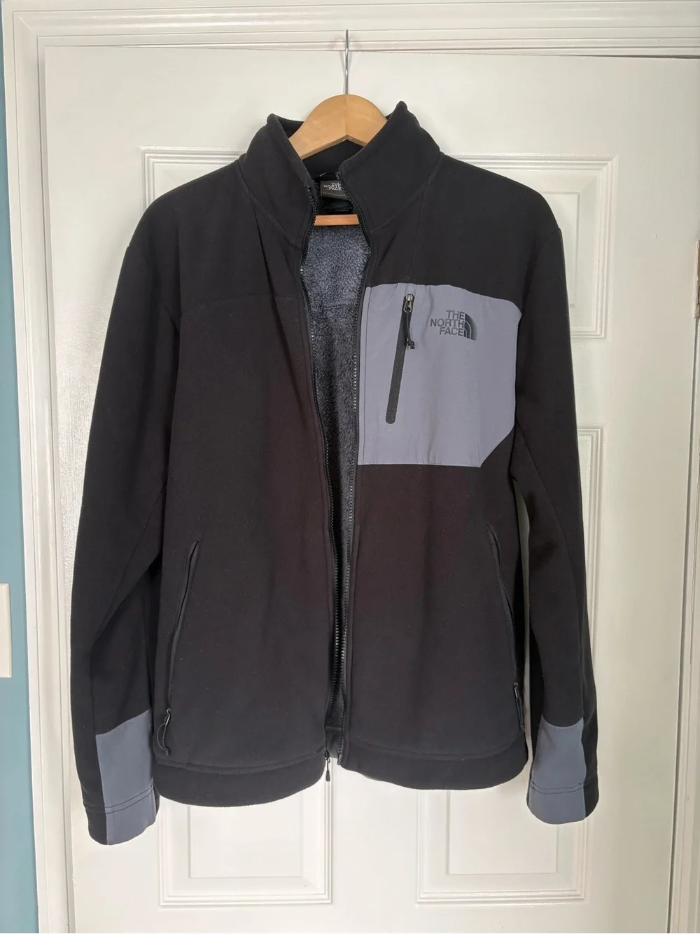 The North Face Chimborazo full-zip fleece jacket size medium