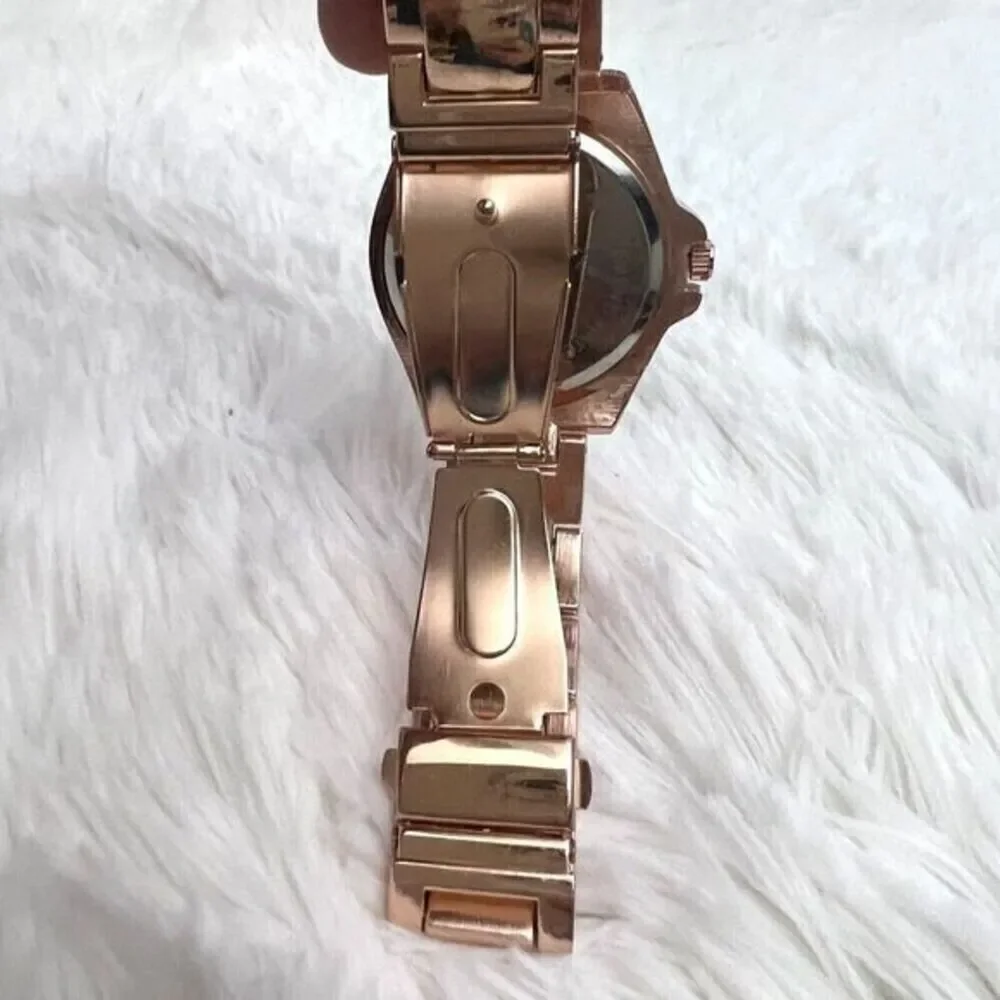 Luis Cardini Rose Gold Quartz Women's Watch Elegant Timepiece Black‎ Dial
