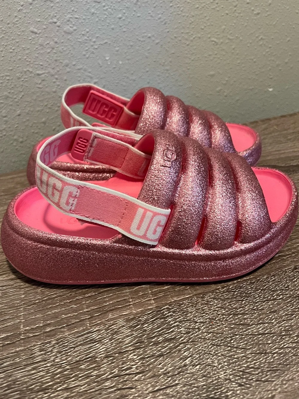 UGG Kids Glitter Puff Slide Sandals in Shimmering Pink