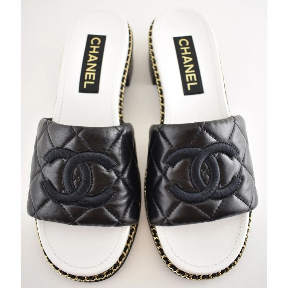 Chanel 25P Black Quilted Leather Chain CC Logo Mule Slide Sandal Block Heel 36.5