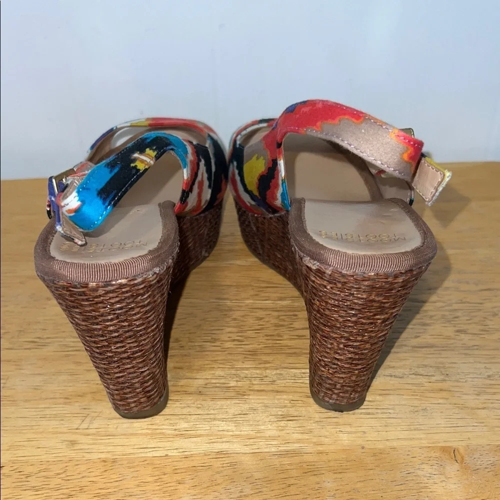 Mootsies Tootsies vibrant wedges