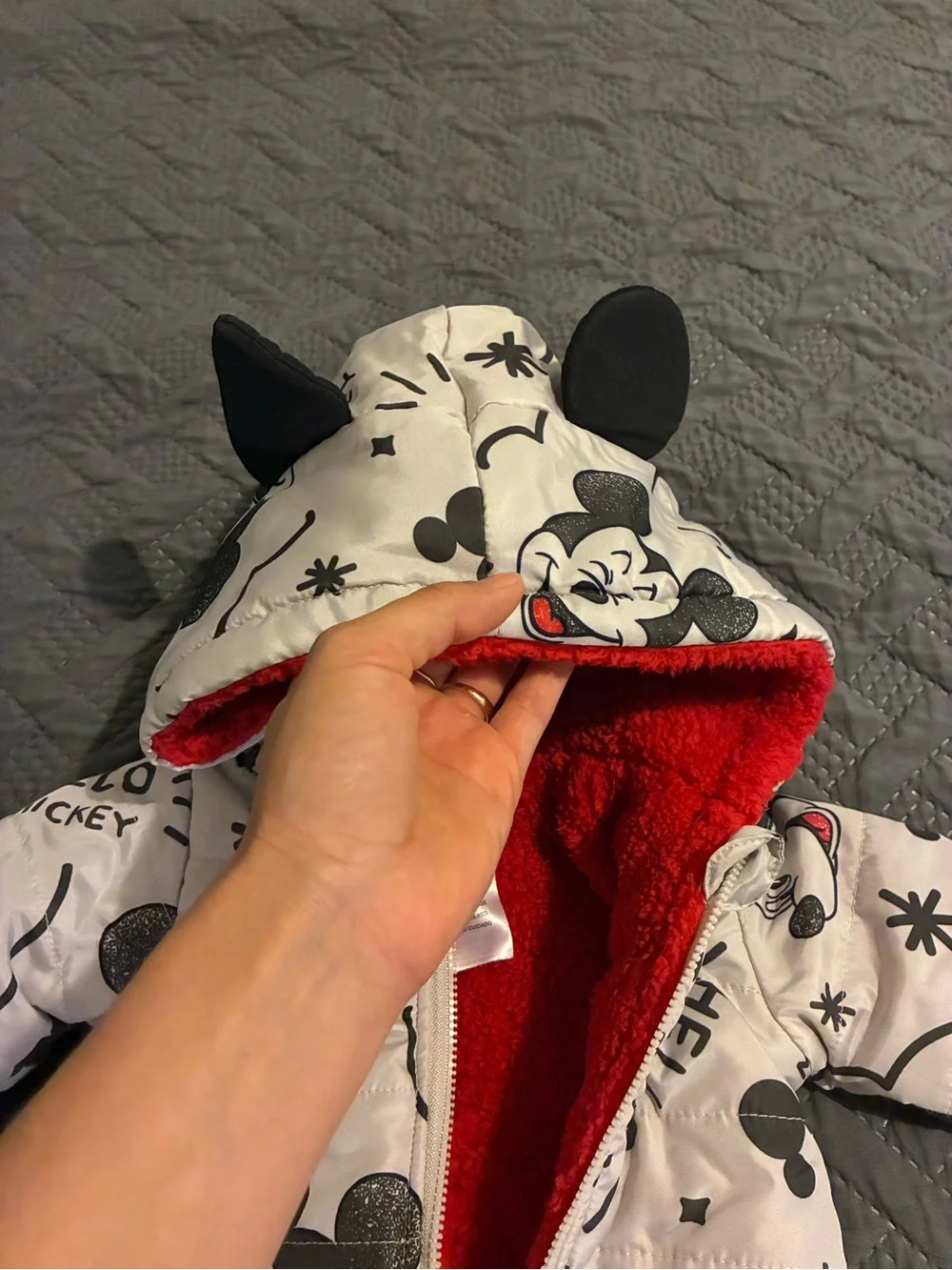 Disney White Mickey Print One-Piece Footed Snowsuit with Red Lining 0-3 months