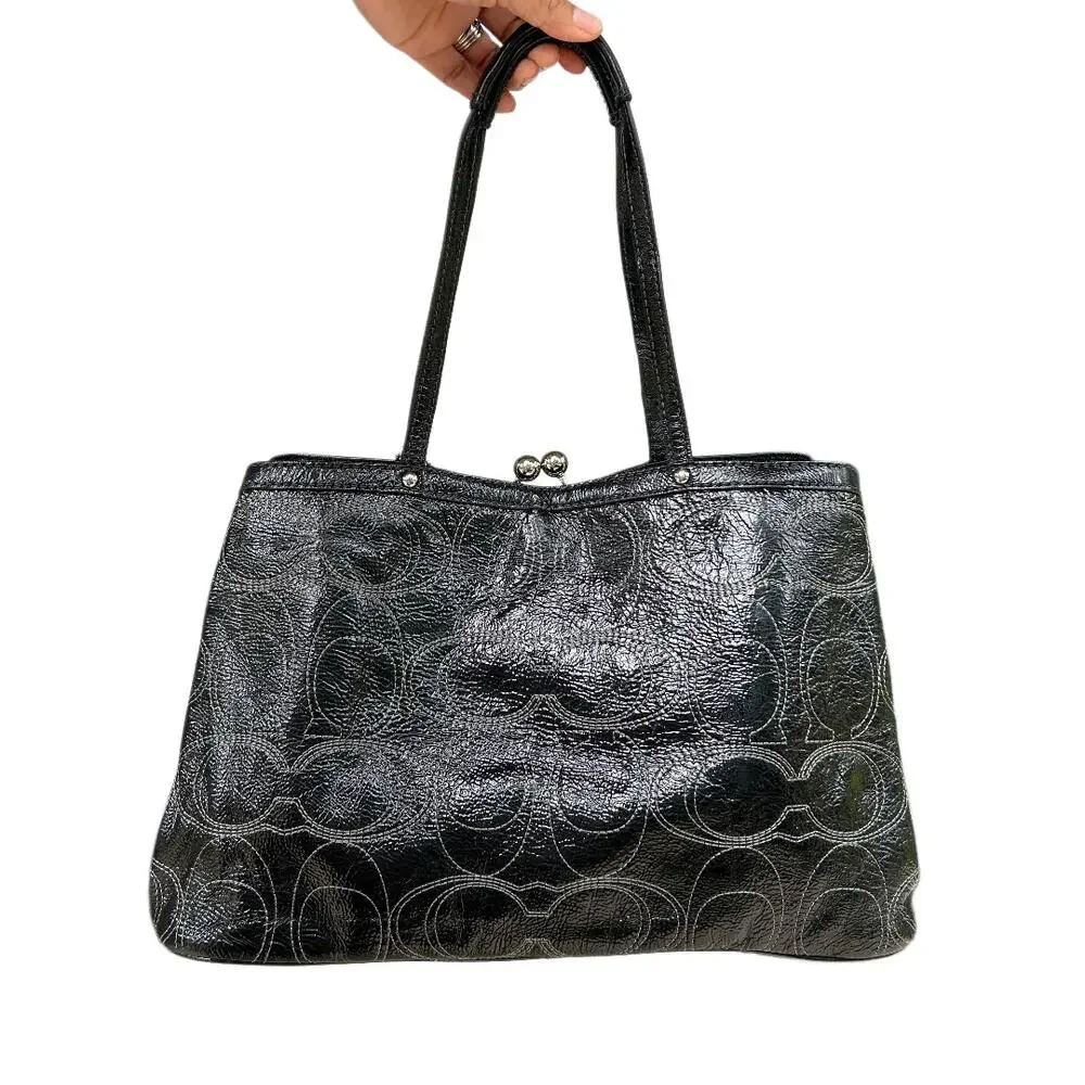 Coach Kisslock Carryall Shoulder Bag Patent Signature Satchel