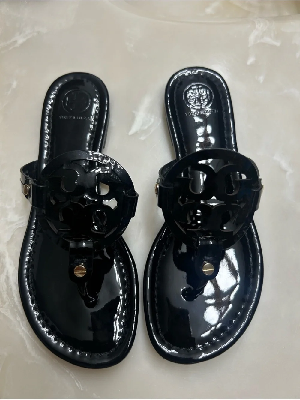 Tory Burch Black Patent Logo Thong Sandals - Women