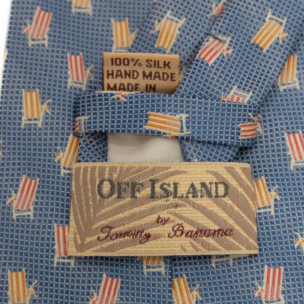 Tommy Bahama approximate size