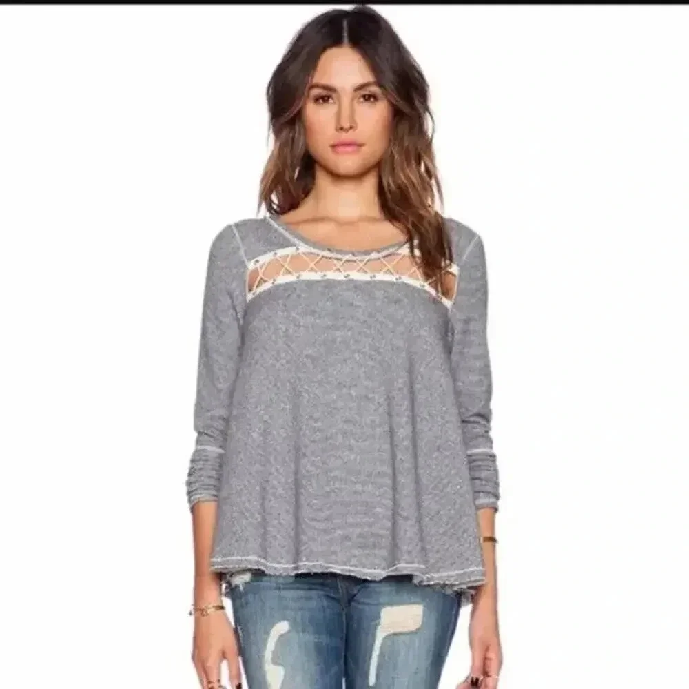 Free‎ People Women's Medium Lacey Love Blue/White Striped Sweater