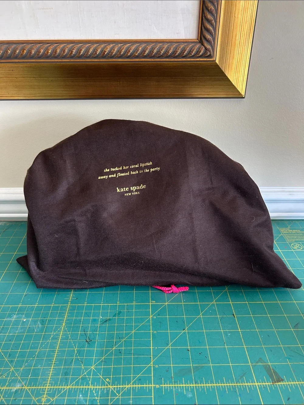 kate spade crossbody plate