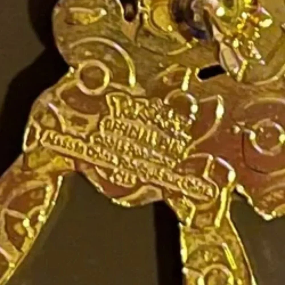 Nintendo Pokemon Mewtwo Collector Pin