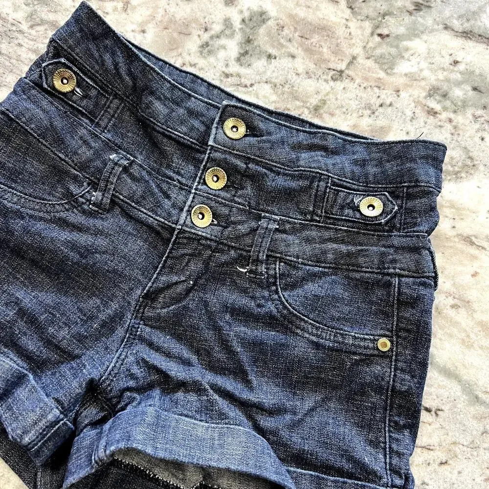 refuge dark wash