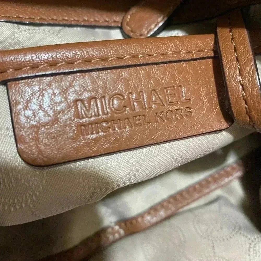 Michael kors brown leather satchel handbag