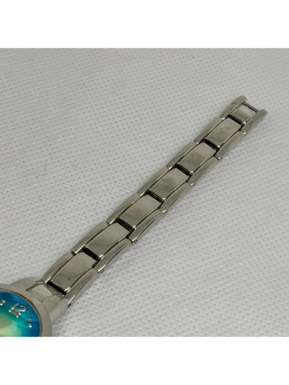 N/A silver tone