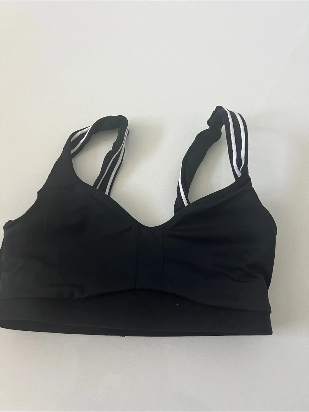 ALO Yoga pair alo