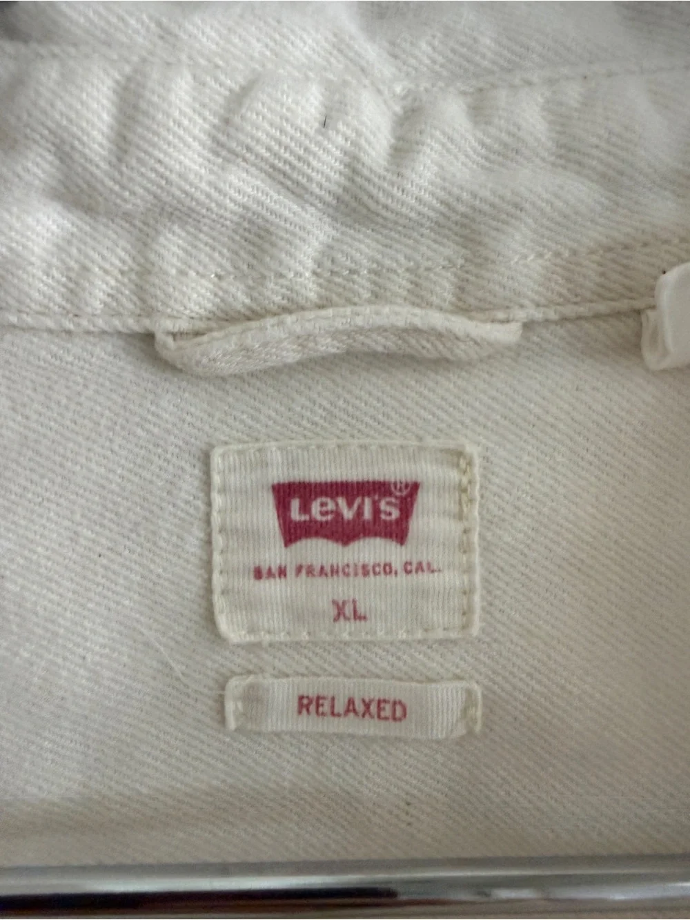 Levis ivory cotton