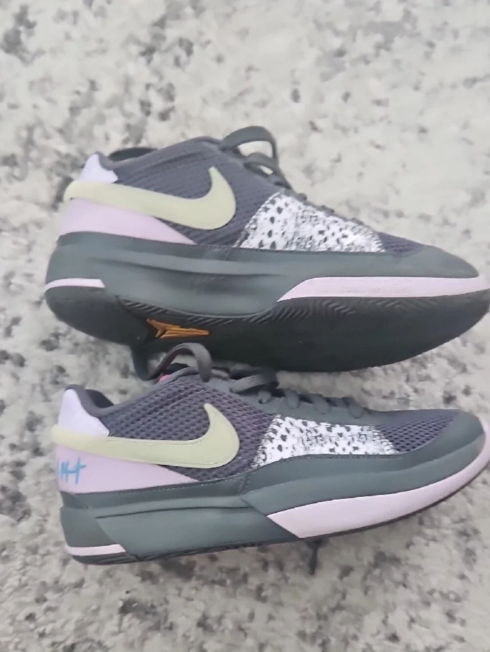 Nike youth athletic