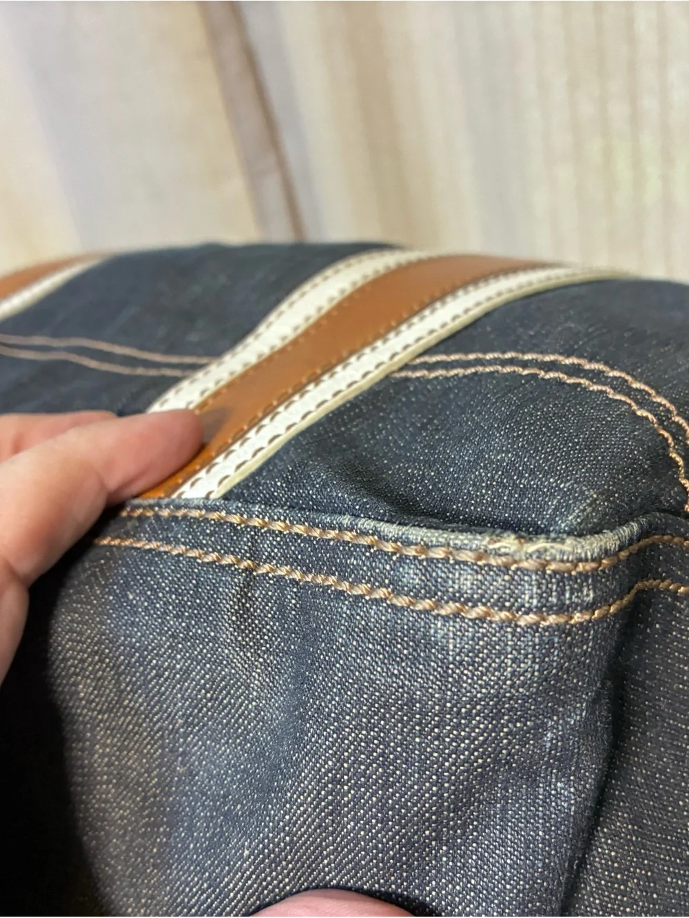 Burberry hardware structured