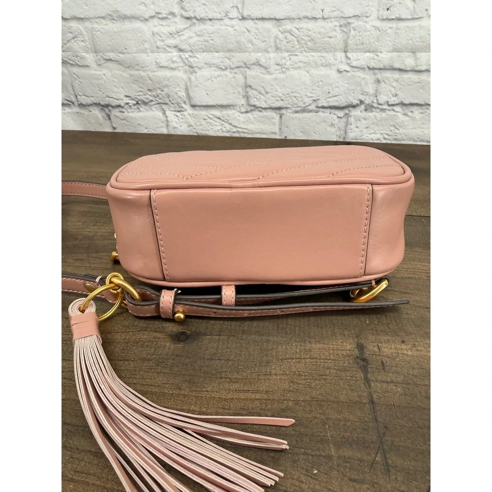 Tory Burch feminine structure